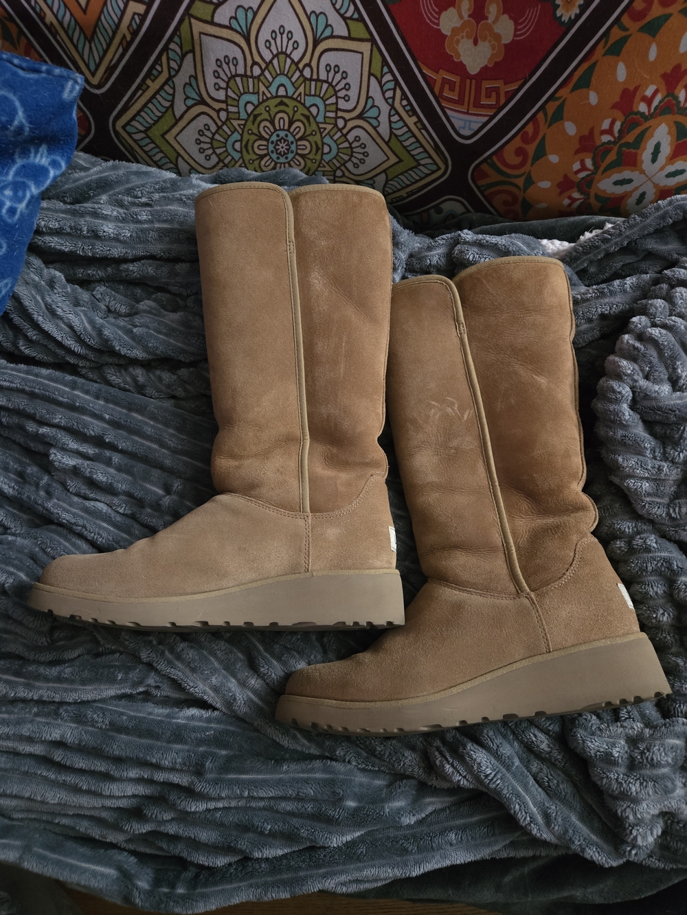 UGG Classic Tall Suede Women’s Boots in Light Brown - Picture 2 of 7
